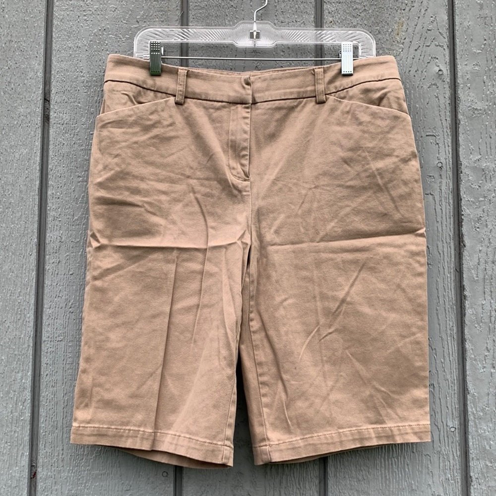 Jones New York Tan Bermuda Shorts